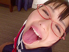 Really Wild Outdoor Japanese Teen 18+ Blowjob