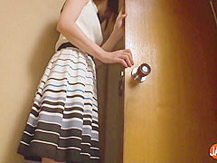 Rinka Mizuharas Fingering Her Pussy At The Toilet