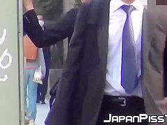 Stunning Japanese Brunettes Pissing Themselves Outdoor