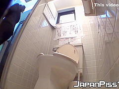 The Hottest Angle Of Japanese Babes Pissing In The Toilet