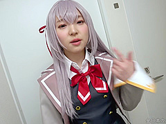 とっても可愛い制服を着た子は汚い叔父さんに汚されます