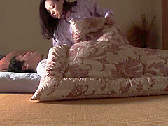 He Creampied Her, And Then After The Meal, She Happily Sucked His Super Fake