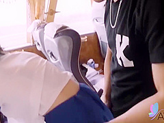 Provocative Minx At Avjiali Trailer