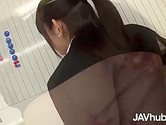 Newly Hired Kumuri Finds Herself Irresistibly Drawn To Her Powerful Boss