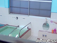 Films Three Petite Japanese Spraying Piss In The Bathhouse