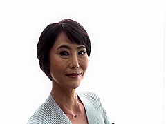 H072g03 Big Breasts With A Slender Body! Squirting Nasty Sex Of A Fifty-something Mature Woman With A Small Face With Short Hair