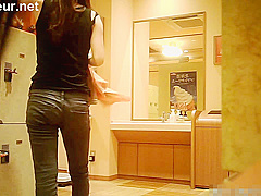 sgdfvsadasdsahdhdsahdhashdsvb-dns074