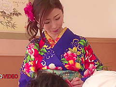 Ayumi Shinoda And Shinoda Ayumi - Sizzles With Sensual Kimono Blowjob Show On Camera