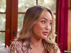 Victor Ray Has Brand New Asian Stepmom Linda Lan Suck His Fat Cock