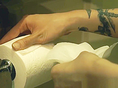 Japanese Girlfriend Makes Love and Sucks