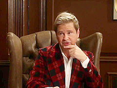 Horny babes pleasure a hard pecker