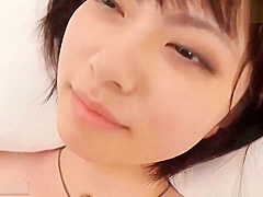 大一学妹，才第二次被操，逼紧粉嫩，下面超紧，t起来超爽的，台湾SWAG2020新 中国美女女神模特空姐护士秘书3P 波多野結衣小丑 港男