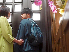 Japanese Naughty Stepmom Stimulant Sex Video