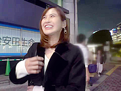 20000102_３０代スリムの日本の女性がガン突きされる人妻NTR筆下ろしのパコハメ
