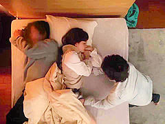 20000169_デカパイの日本女性が盗み撮りされるＳＥＸ