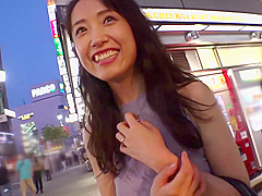 20000306_三十路爆乳のスレンダー日本人女性が潮吹きする人妻NTR素人ナンパのエロ合体