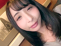 贪欲性爱的女人挑逗堕落！ 潮吹闷絶疯狂高潮32歳离婚女的絶顶中出性爱 晶爱理