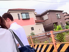 Sensitive girl who gets cum many times in a closed room with a nipple and i