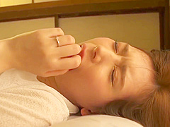 毁情歌系列AV MV-依然不习惯-主演明里紬