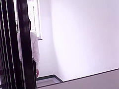 SSNI-730 俺たち部員全員むさ苦しいのに嫌な顔しないで汗だくになった女子マネージャーと2泊3日の夏合宿 三上悠亜