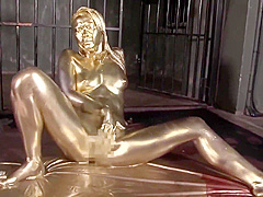 COPPER-GOLDEN PAINT SLAVE MAIKA masturbation