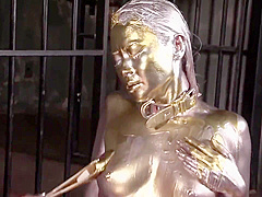 COPPER-GOLDEN PAINT SLAVE MAIKA masturbation