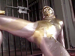 COPPER-GOLDEN PAINT SLAVE MAIKA masturbation