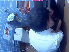 【個撮】【34歳 Cカップ　エスttィシャン に中出し】女の性欲を飛躍的に増大させる酒を出す相席系居酒屋　SEX依存禁断症状並【個人・隠し撮り】